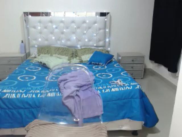 Live sex webcam photo for CamilaPersy #272730480