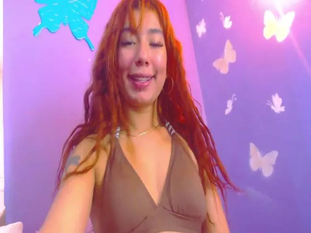 Live sex webcam photo for CamileRose #274485826