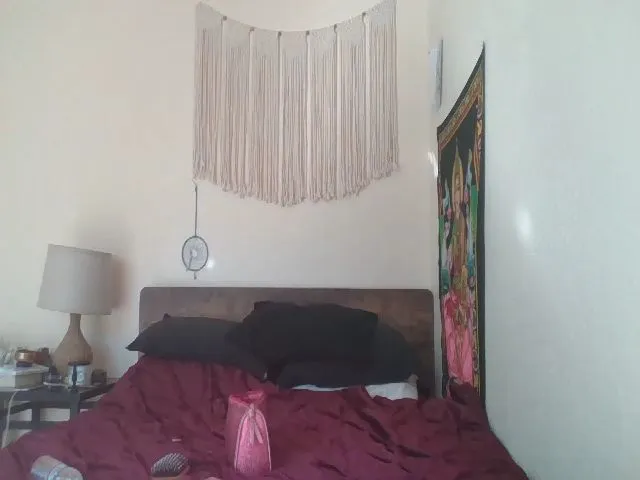 Live sex webcam photo for CamilleCams #272655413