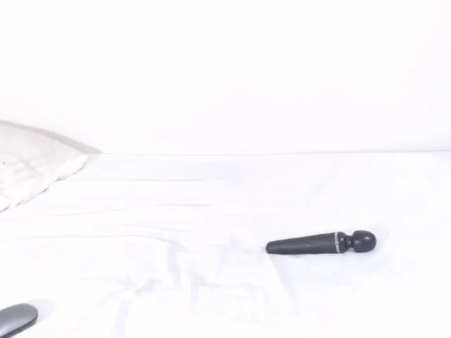 Live sex webcam photo for CammyKimm #273480421