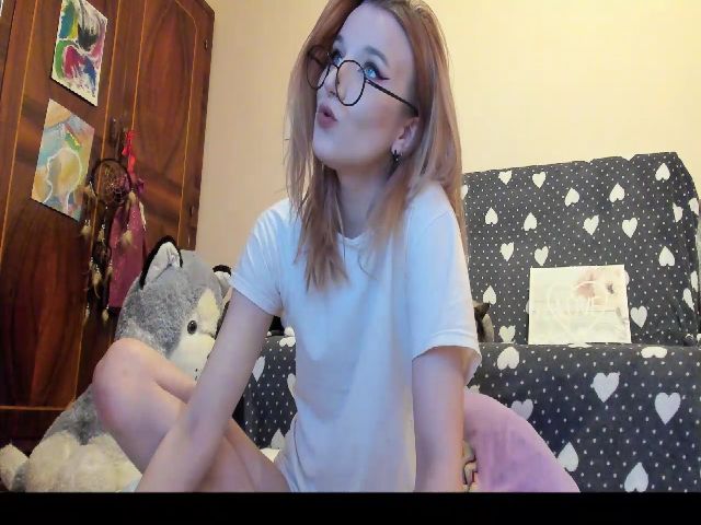 Live sex webcam photo for Canbe_fun #272042844