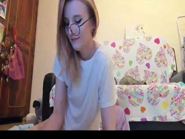 Live sex webcam photo for Canbe_fun #272162111