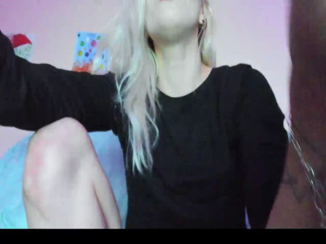 Live sex webcam photo for Canbe_fun #273382997