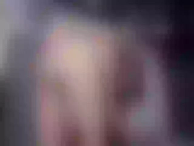 Live sex webcam photo for CandyBunie #272418749