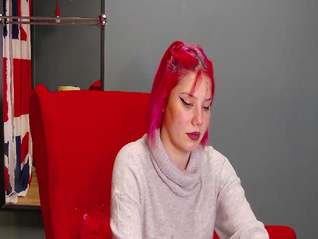 Live sex webcam photo for CandyFreak_ #272158476