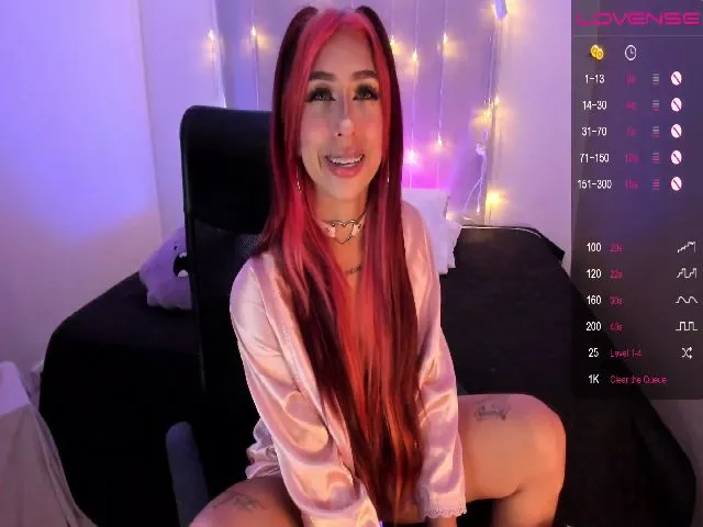 Live sex webcam photo for CandyLaw_ #272180184