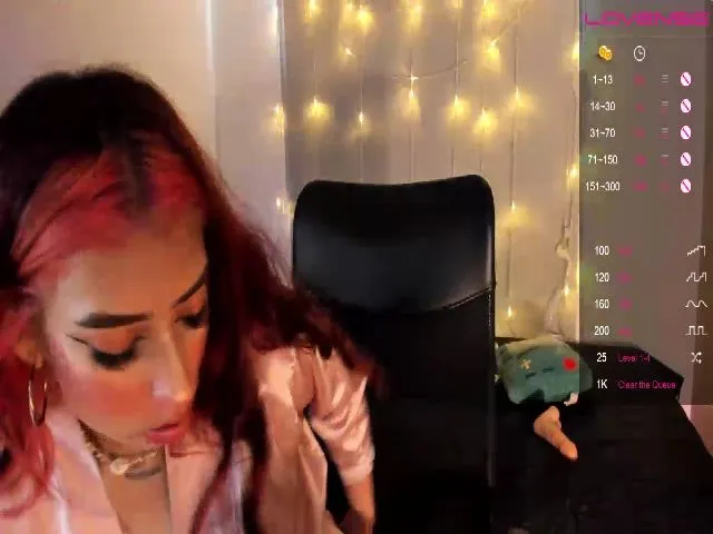 Live sex webcam photo for CandyLaw_ #272209005