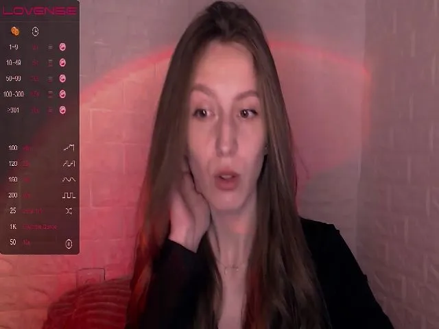 Live sex webcam photo for CandyLilly_ #273269989