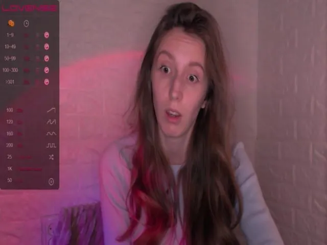 Live sex webcam photo for CandyLilly_ #273572854