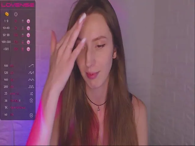 Live sex webcam photo for CandyLilly_ #274094976