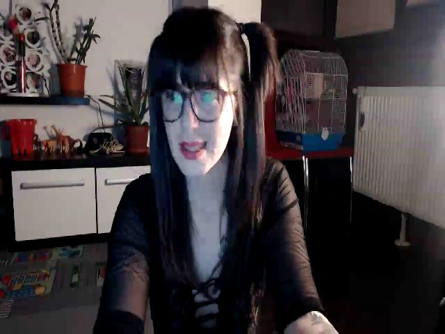 Live sex webcam photo for CandyRossy #273102550