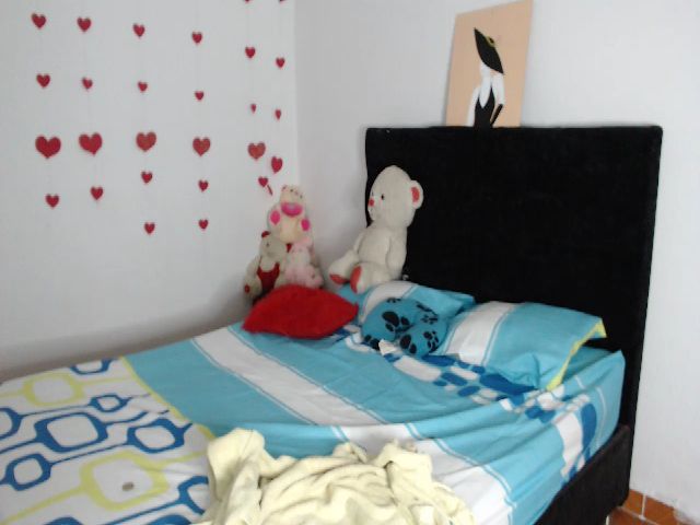 Live sex webcam photo for Candy_2019 #272626504