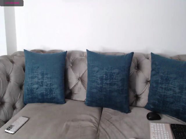 Live sex webcam photo for Candy_sam28 #273440809