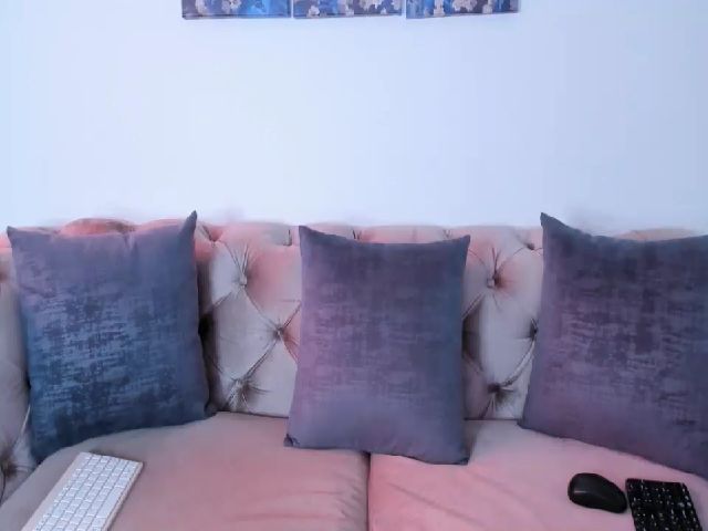 Live sex webcam photo for Candy_sam28 #273691879