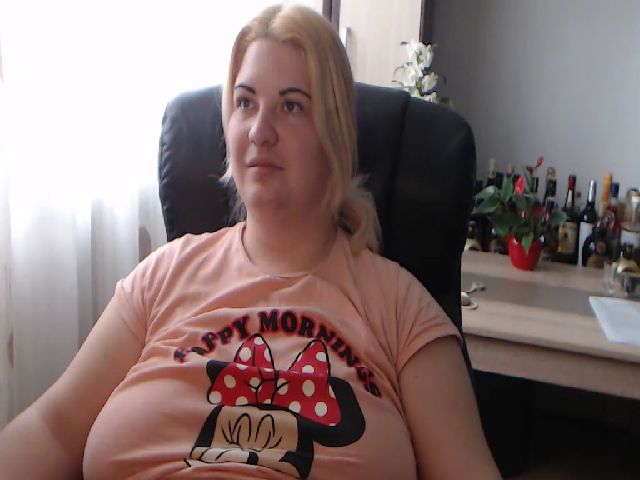 Live sex webcam photo for Candychupa #273021800