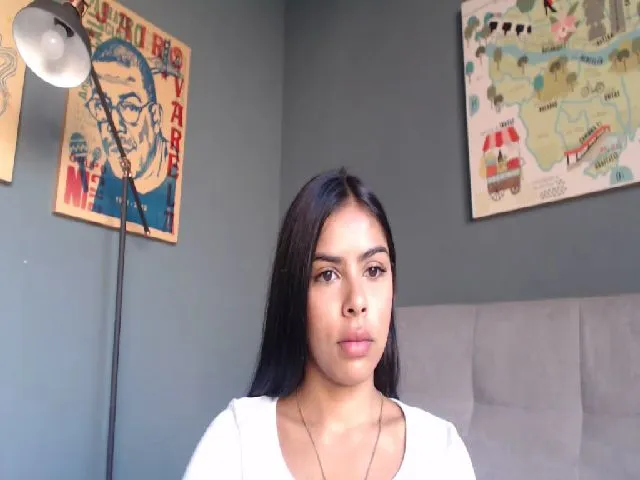 Live sex webcam photo for Canela___ #273960924
