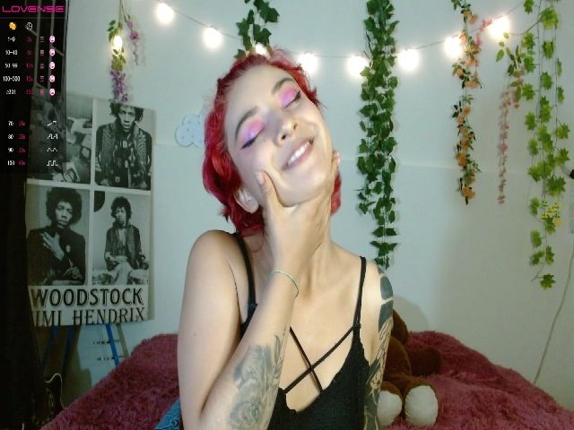 Live sex webcam photo for Canelaa_ #273433684