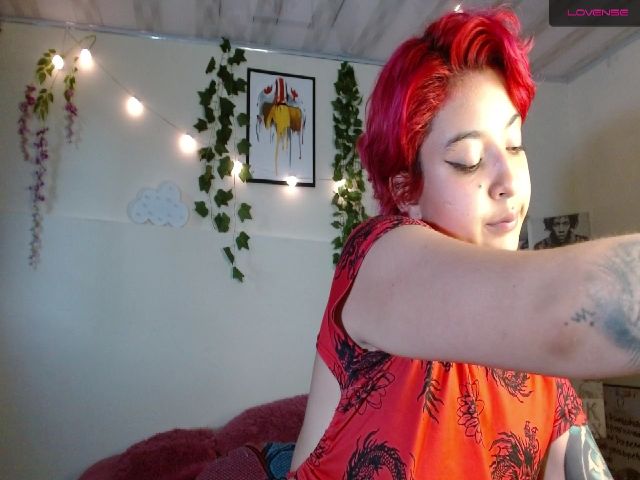 Live sex webcam photo for Canelaa_ #273606584