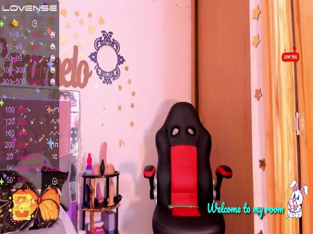 Live sex webcam photo for Carameloo_ #272721248