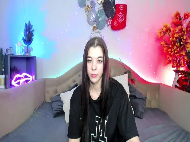 Live sex webcam photo for CardieRaymond #271943284