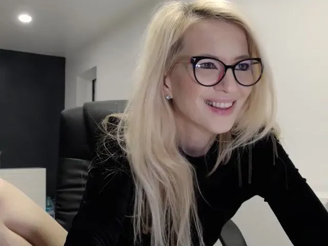 Live sex webcam photo for Carla88 #287893048