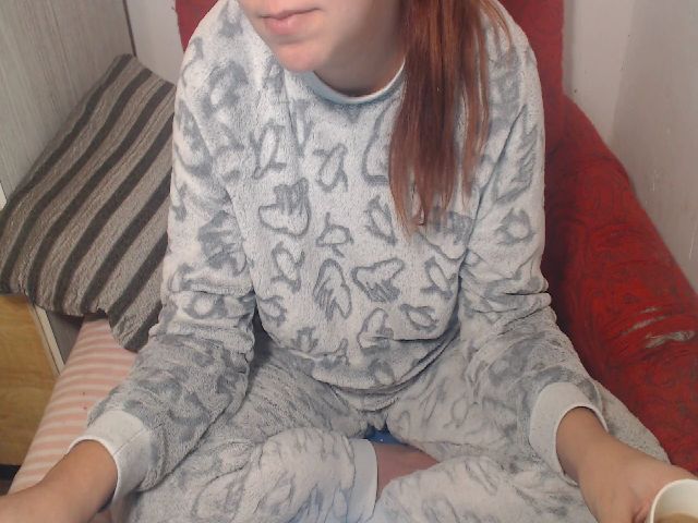 Live sex webcam photo for Carlastar00 #272557174