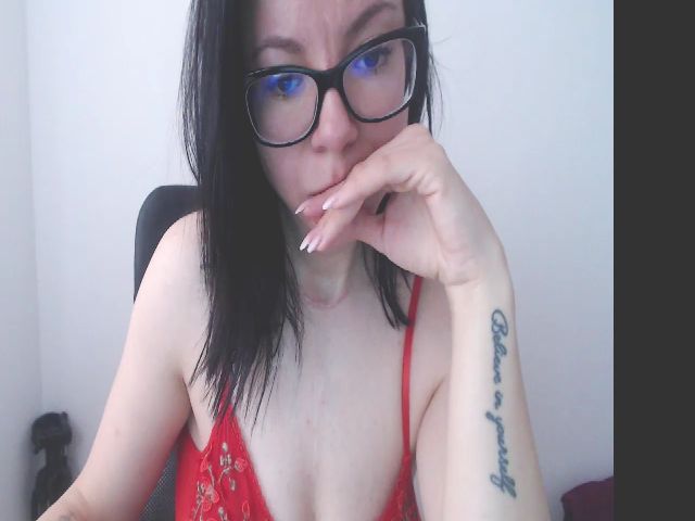 Live sex webcam photo for Carllajen #272825846