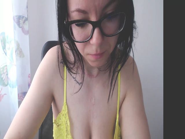 Live sex webcam photo for Carllajen #272914580