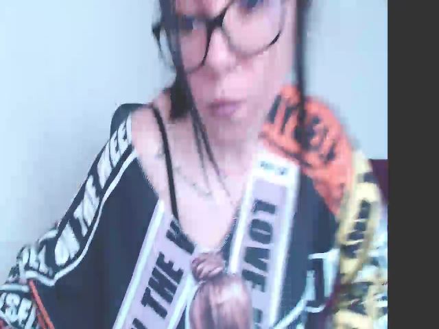 Live sex webcam photo for Carllajen #272928719