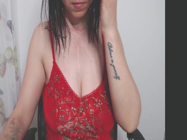 Live sex webcam photo for Carllajen #272997536