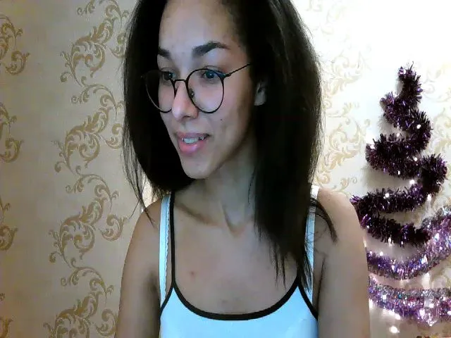 Live sex webcam photo for Carmel_Dee #272124363