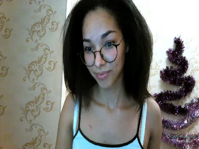 Live sex webcam photo for Carmel_Dee #272125721