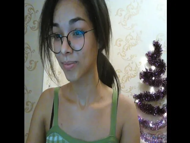 Live sex webcam photo for Carmel_Dee #272147888