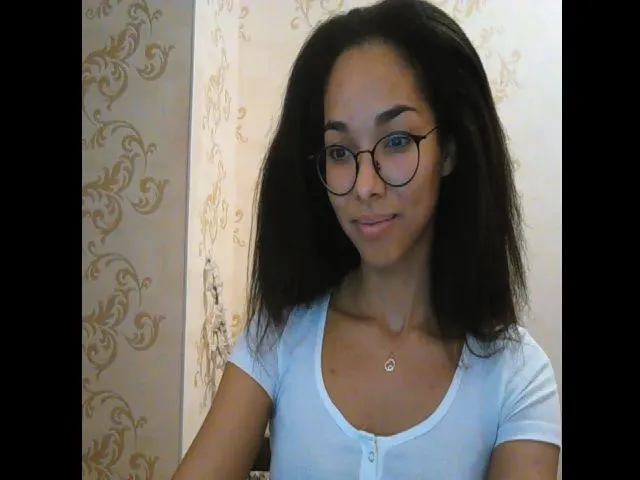 Live sex webcam photo for Carmel_Dee #272205625