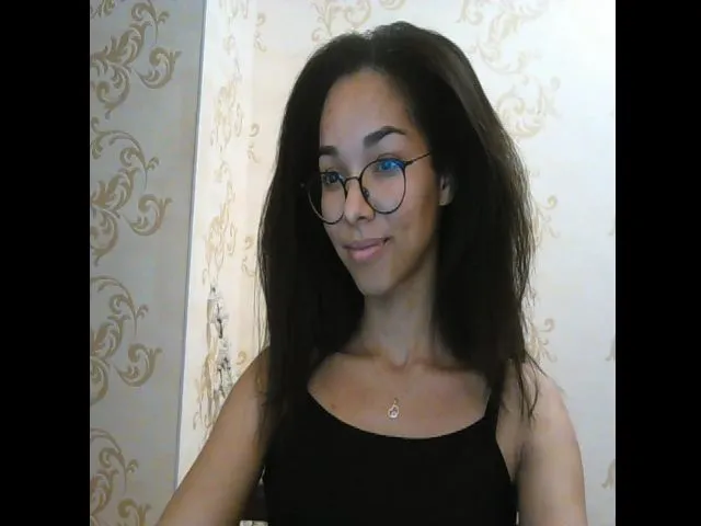 Live sex webcam photo for Carmel_Dee #272219851