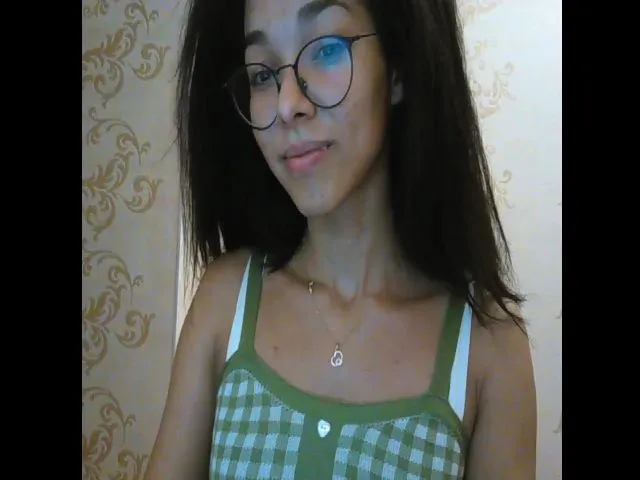 Live sex webcam photo for Carmel_Dee #272268238