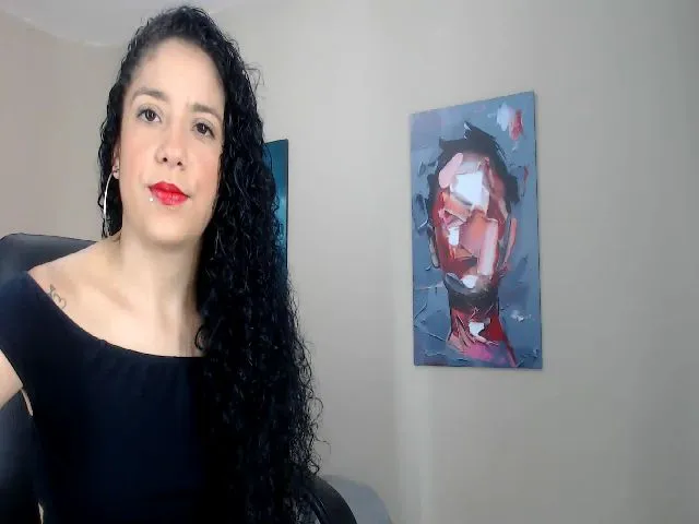 Live sex webcam photo for Caro_Velez #272517818