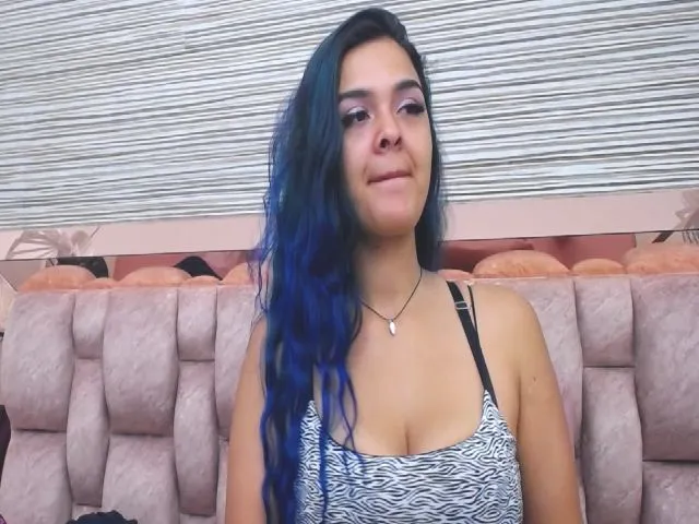 Live sex webcam photo for Carolina_Ml #273459665