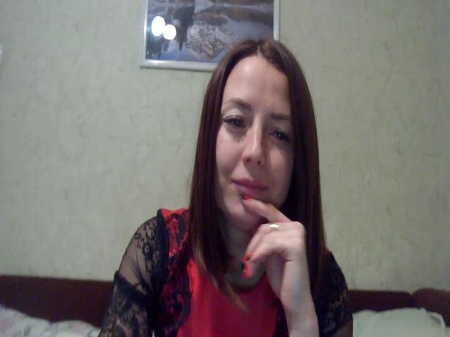 Live sex webcam photo for Caroline902 #271888172