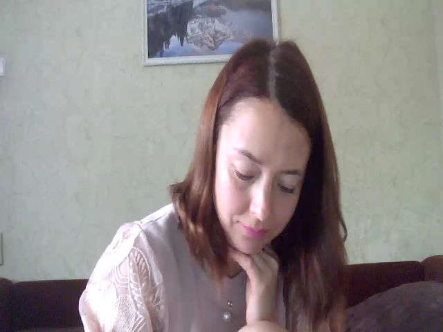 Live sex webcam photo for Caroline902 #272237785