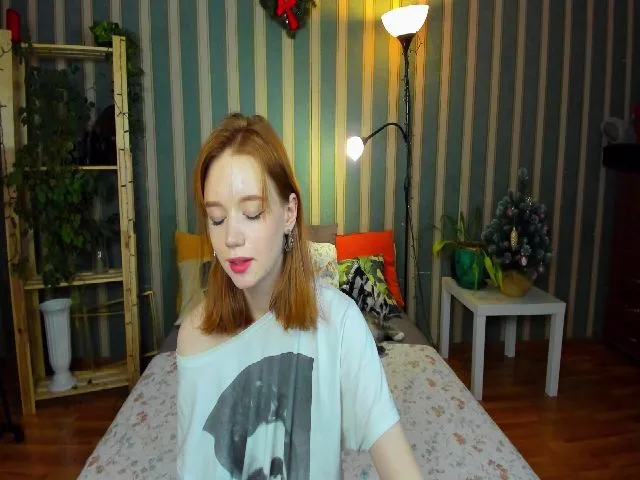 Live sex webcam photo for CarolineArt #271828985