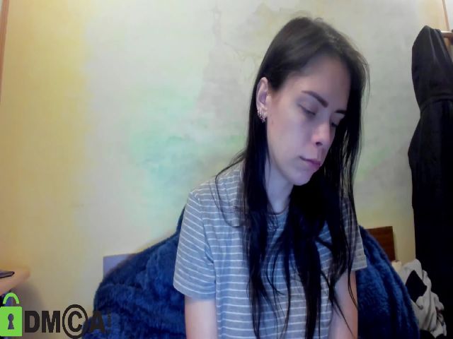 Live sex webcam photo for CarolineForb #272543669