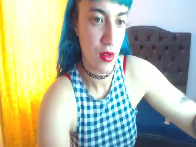 Live sex webcam photo for Carolinforbes #271766030