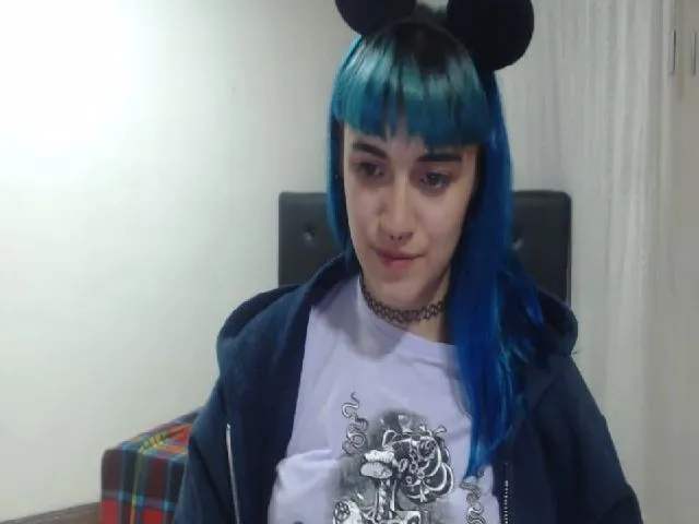 Live sex webcam photo for Carolinforbes #271891251