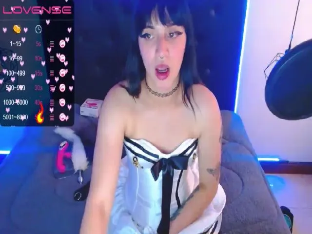 Live sex webcam photo for Carolinforbes #272897230