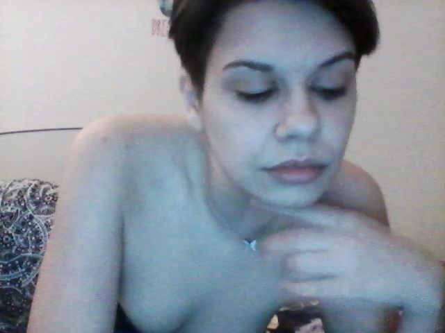 Live sex webcam photo for Carolinschi #272793236