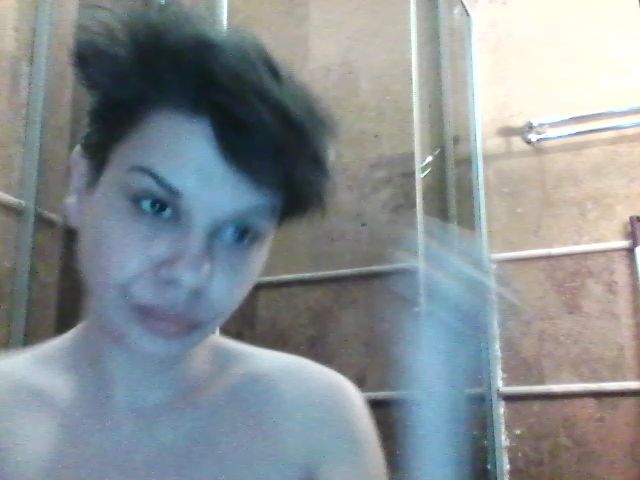 Live sex webcam photo for Carolinschi #272832442