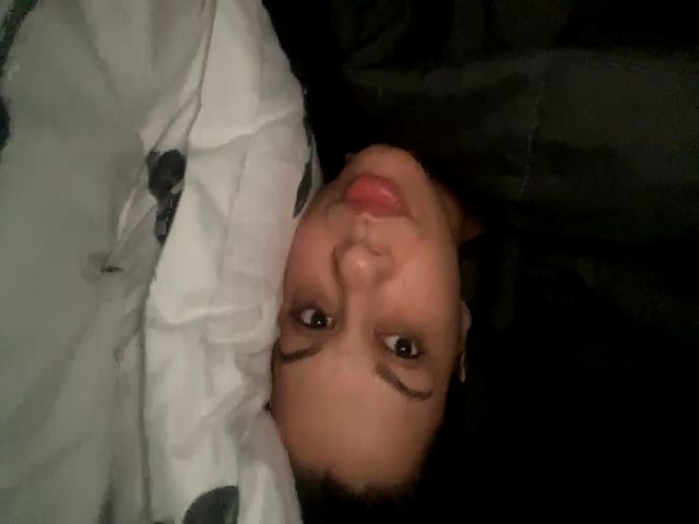 Live sex webcam photo for Carolinschi #272874928