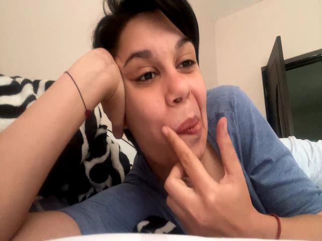 Live sex webcam photo for Carolinschi #273425655