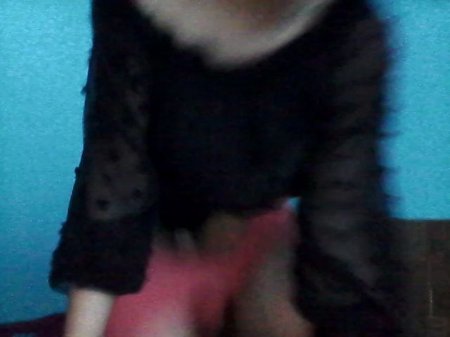 Live sex webcam photo for Carolinschi #273537144